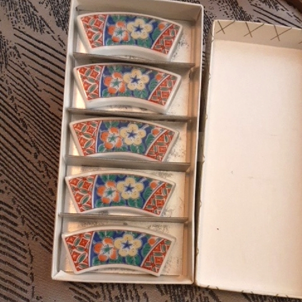 Floral Ceramic Chopstick Rests - Set of 5